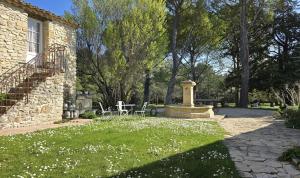 Maisons de vacances Domaine familial avec grand parc et piscine : photos des chambres