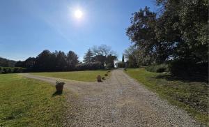 Maisons de vacances Domaine familial avec grand parc et piscine : photos des chambres