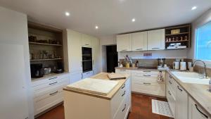 Maisons de vacances Domaine familial avec grand parc et piscine : photos des chambres