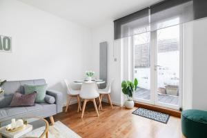 Near Highbury Islington Station with Private Garden