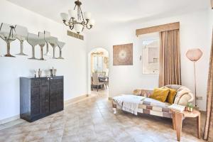 Frank Porter - Al Badia Hillside 2