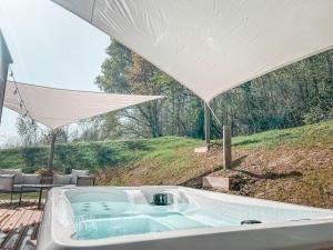 Chalets Chalet insolite - SPA - Vue Pyrenees - Brasero : photos des chambres