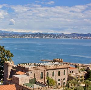 Appartements Renovated 2-room apartment near sea & shops : photos des chambres