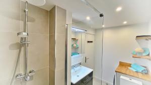 Appartements Renovated 2-room apartment near sea & shops : photos des chambres