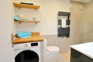 Appartements Renovated 2-room apartment near sea & shops : photos des chambres