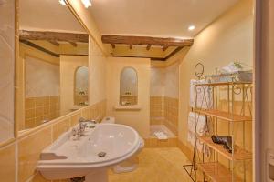 Villas La Bastide des Princes, Piscine, Clim, Calme : photos des chambres