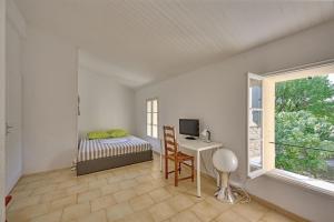Villas La Bastide des Princes, Piscine, Clim, Calme : photos des chambres