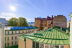 City heart, loft view, free parking and bag storage