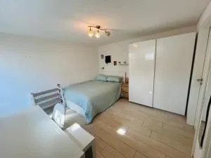 modernes Studio in Basel - Bottmingen