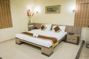 Vora Corporate Inn