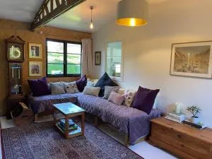 Cosy Cabin Sleeps 4 - Peace Nature Stars - Iford