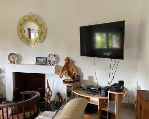 Appart Cozy Ivandry dans villa