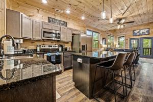 Outstanding Cabin with Air Hockey Table Beautifully Designed in Tennessee