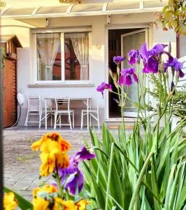 APPARTAMENTO SIGNORINI - bolognaholidayhome - Holiday House Bologna Garden Reserved Parking - Tre Madonne
