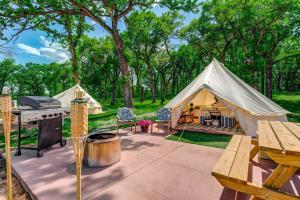 Charming Tent with Fire Fit and Barbecue in Saint Croix Falls, Wisconsin