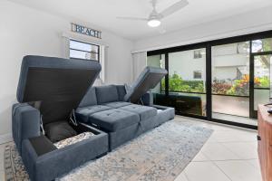 Stunning Condo at Park Shore Resort 149