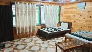 The Tourists Inn - Shāhkot