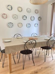 Family Home between Sea and Forest