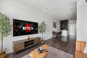 Hollywood 1bdr Comfort with Pool, Gym, Free Parking