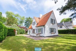 Villa De Mus - house with enclosed garden for 9 people