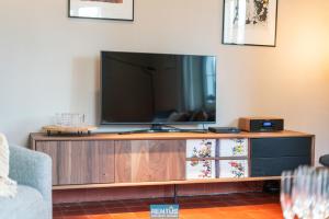 Villa De Mus - house with enclosed garden for 9 people