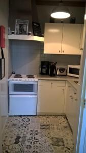 Appartements Charmant 2 pieces, hyper-centre, Avenue de la Mer : photos des chambres