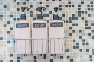 Secret Studio Retreat in the Heart of the Ghetto by Houseeds