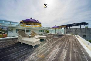 Spacious 2-Bedroom Villa with 850sqm of Stylish space