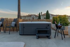 Extraordinary Villa on an elevated position in Quinta do Lago