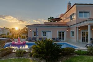 Extraordinary Villa on an elevated position in Quinta do Lago