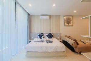 Studio room pool view Patong