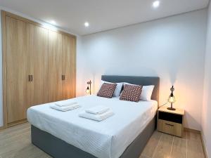 Modern Retreat 700m from the Beach - Salgados