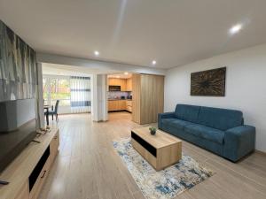 Modern Retreat 700m from the Beach - Salgados