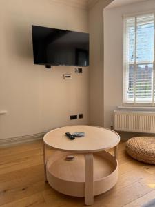 Victorian Villa Apartment - Hosted by StaySejour - Free parking