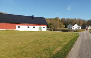 5 Bedroom Beautiful Home In Björketorp