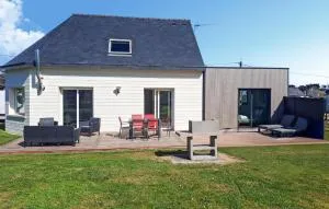 Awesome Home In Ploudalmézeau With Wifi - Porspoder