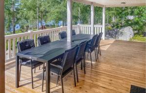 4 Bedroom Gorgeous Home In Fröseke