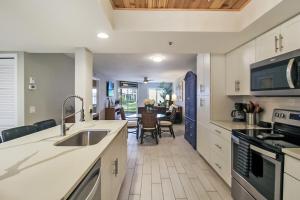 Lakefront Siesta Key condo with private beach access