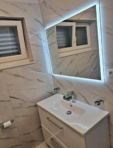 Casa Liliana By the Sea