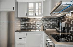 Gorgeous Home In Fengersfors With Wifi