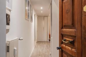 GuestHost Cozy Flat X4 - 450m to Vatican City!