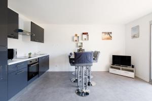 Saint Charles YourHostHelper