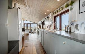 Stunning Home In Middelfart With Wifi