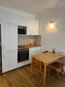 Modern & Bright Apartment near Batignolles