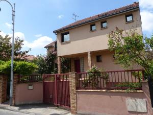 Appartements Blanche Bagnolet - CI - Calm house for 6 people : photos des chambres