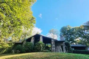 Riverhill Ridge - Cullowhee