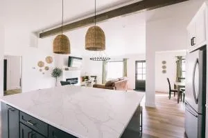 Aubrey Downtown Charmer - Smart TVs in every room! - Pilot Point