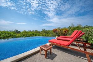 Villa Estrellas - Stunning Ocean-Views, Potrero, spacious 4 BR Villa