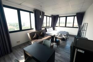 Atlantis Apartment Nguyen Thai Hoc