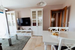 Moonkey - Kennedy III